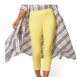 High waist pull on crop pants